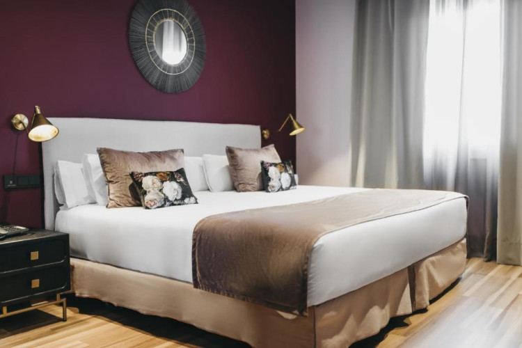 Arenas Atiram Hotels