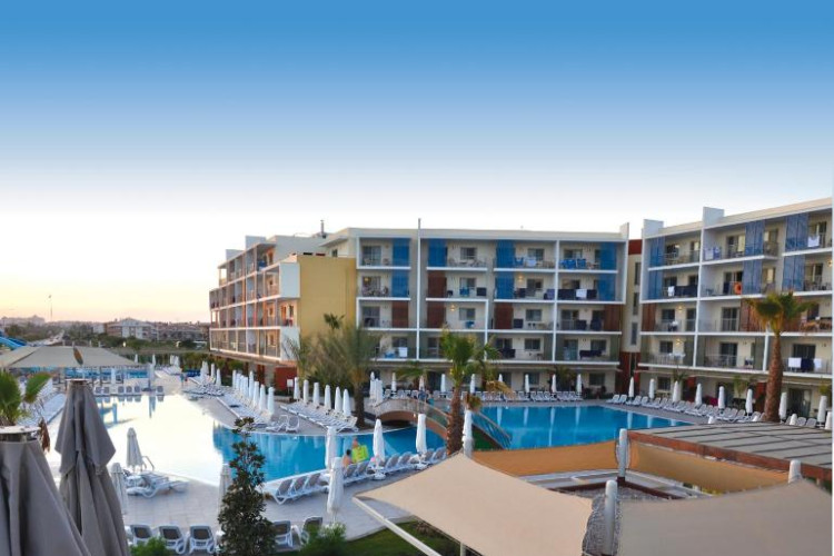barut-sunwing-side-beach-8c2b652808082ed1.jpeg