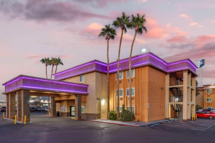 best-western-mccarran-inn-c67e36c6ce529e77.jpeg