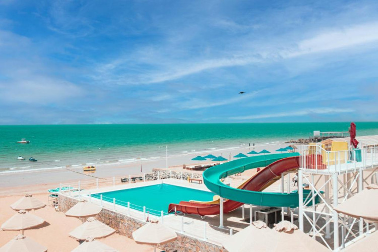 BM Beach Hotel