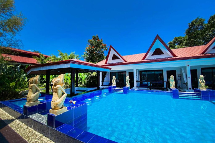 Carpe Diem Villas & Resort