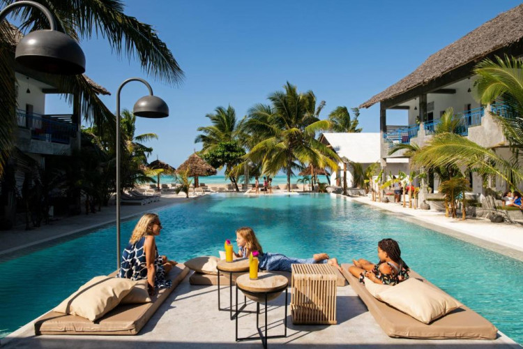 casa-beach-hotel-casa-del-mar-a5d9c17f2b523b3d.jpeg