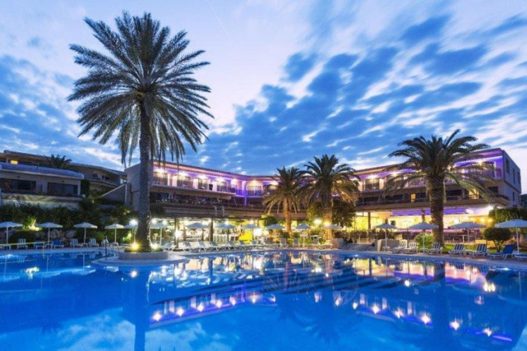 cathrin-hotel-f568a05dba934cef.jpeg