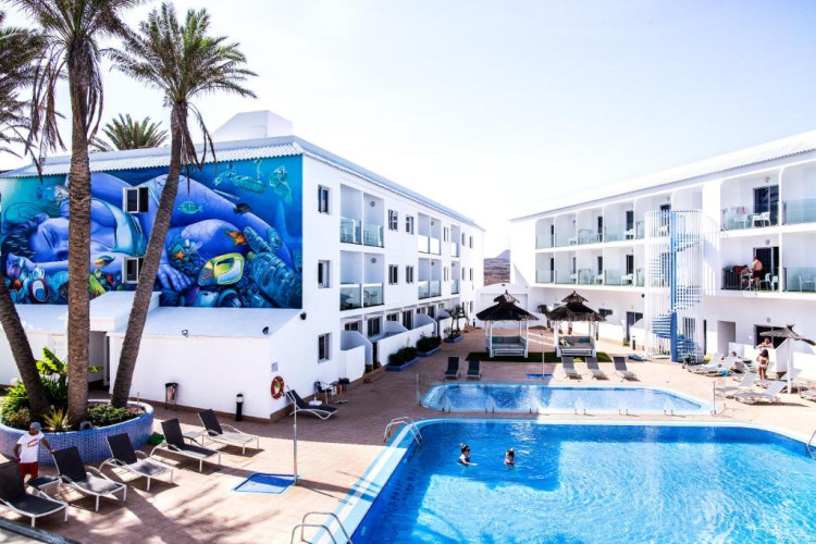 corralejo-surfing-colors-hotelapartments-cd89383054627a67.jpeg