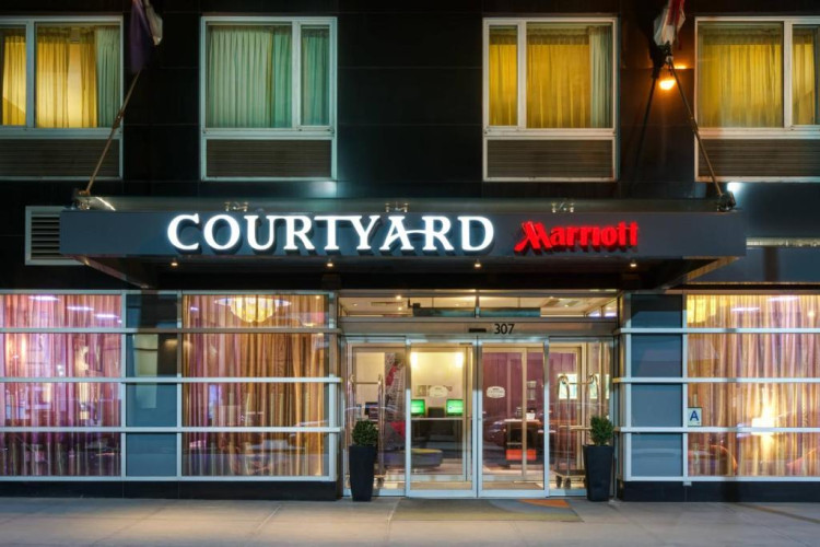 courtyard-by-marriott-new-york-manhattantimes-square-west-c418872e06d5bcba.jpeg