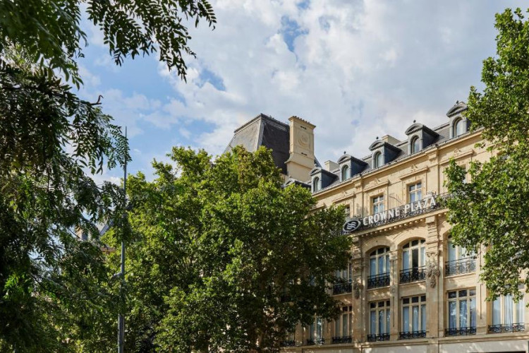 Crowne Plaza Paris Republique, an IHG Hotel