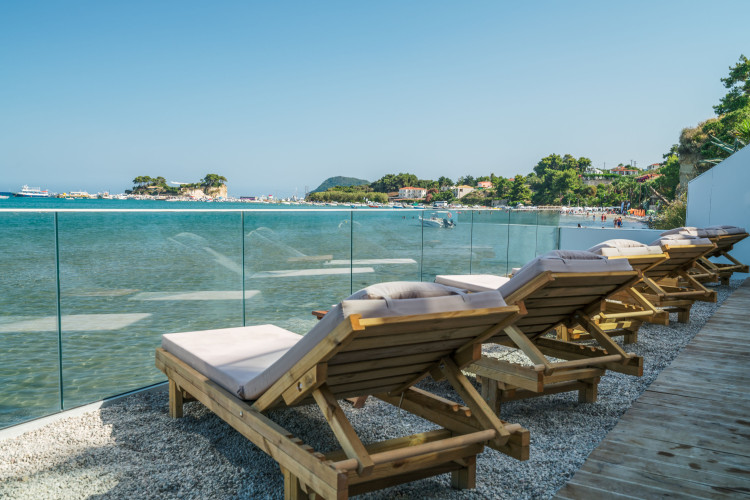 Denise Beach Hotel and Apartments