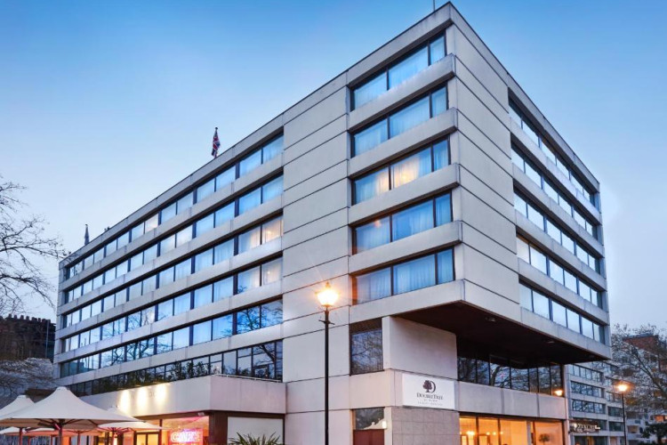 doubletree-by-hilton-hotel-london-hyde-park-b68d75ba15bde835.jpeg