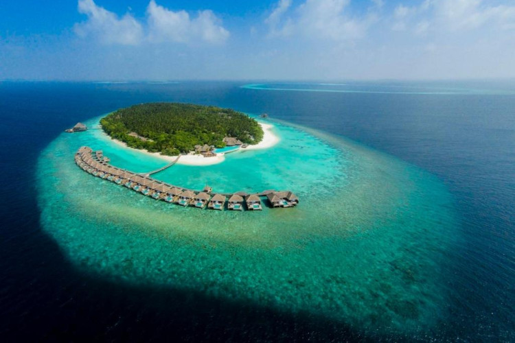 dusit-thani-resort-maldives-aa6eb7f6f3b214e6.jpeg