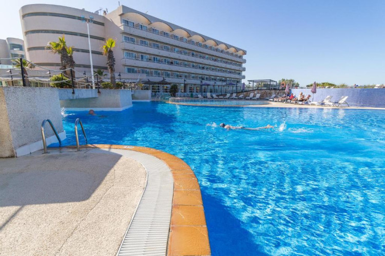 eix-platja-daurada-hotel-spa-ada7a8107a8733f9.jpeg