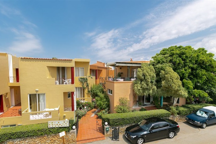 ELOTIA HOTEL