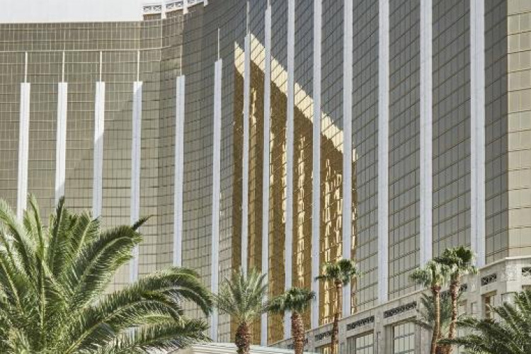 four-seasons-hotel-las-vegas-f5b610eeb0825e49.jpeg