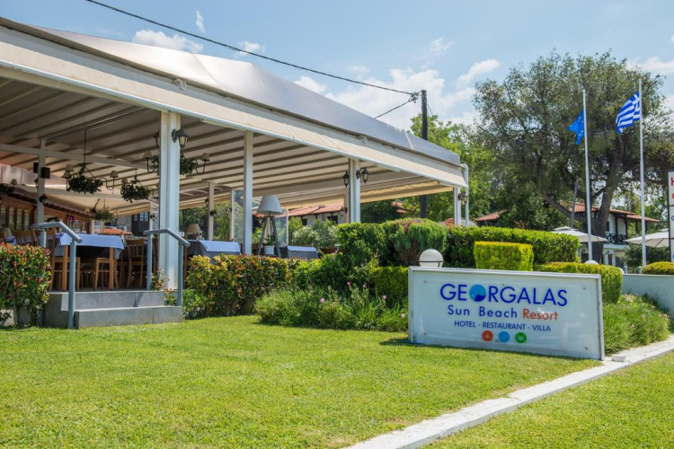 georgalas-sun-beach-hotel-214e2355aece0334.jpeg