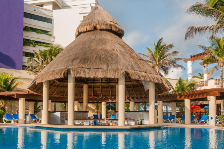 Gr Solaris Cancun
