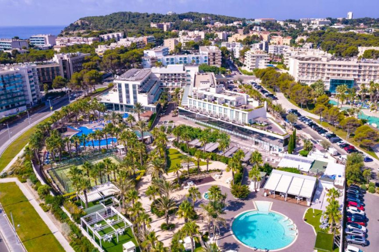 gran-palas-experience-beach-spa-resort-d9a70970c1ba7479.jpeg