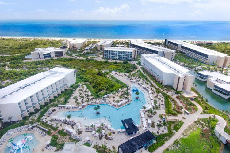 grand-palladium-costa-mujeres-resort-spa-1c8e943c1ae0a574.jpeg