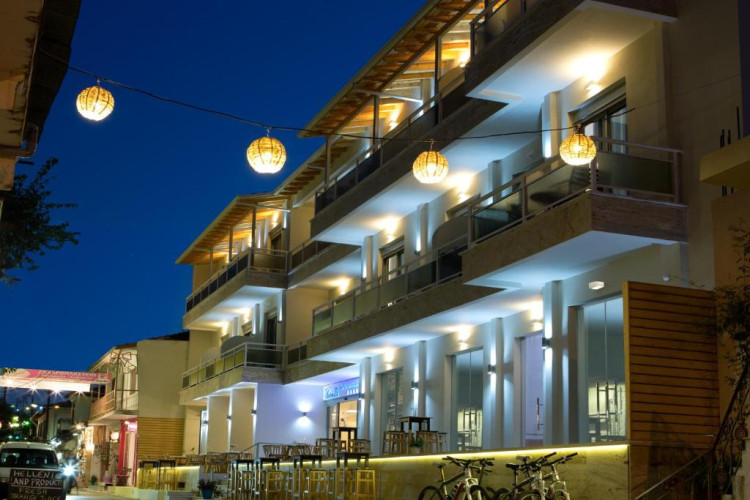Grand TheoNi Hotel