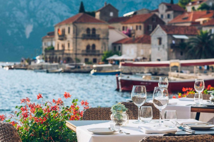 Heritage Grand Perast