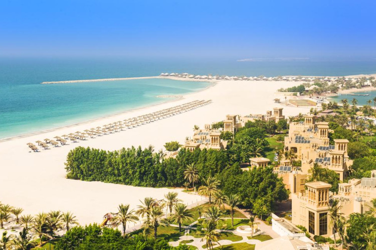 hilton-al-hamra-beach-golf-resort-acaf8e1139465799.jpeg