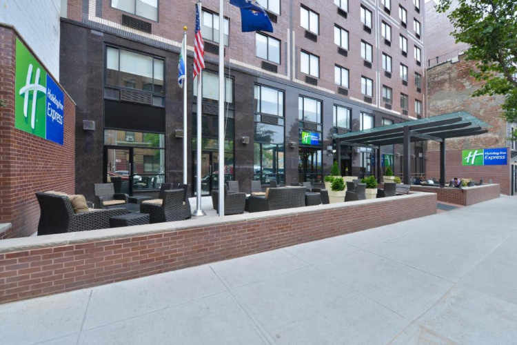 holiday-inn-express-new-york-manhattan-west-side-an-ihg-hotel-cb0f3f42b1b11f41.jpeg