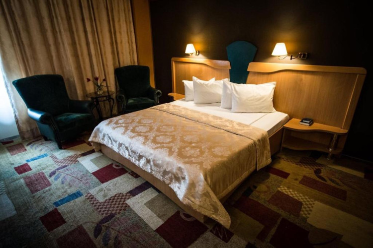 hotel-ambassador-timisoara-617aa992c742afe5.jpeg