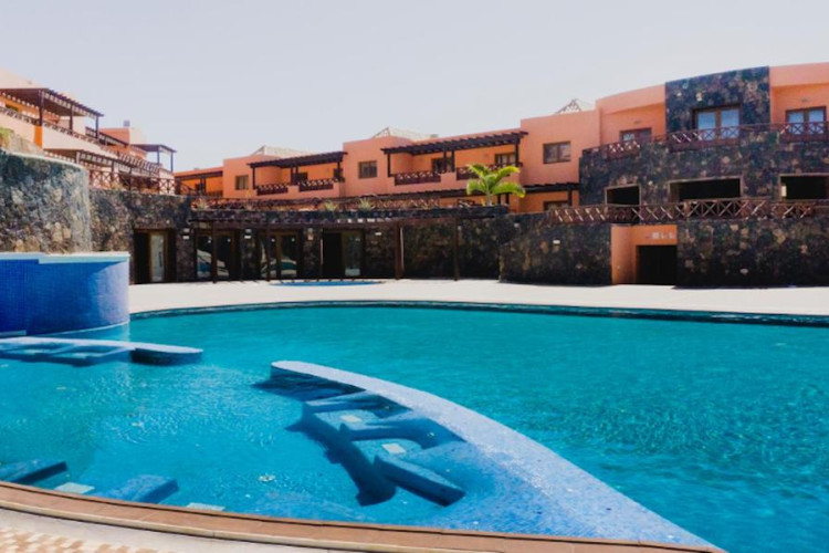 hotel-arena-castillo-e7b69dab2ab47c9b.jpeg