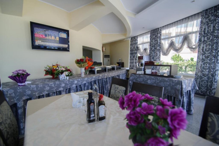 Hotel Belona