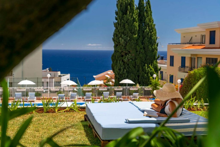 hotel-estrelicia-dorisol-2e802c829bb4eb0f.jpeg