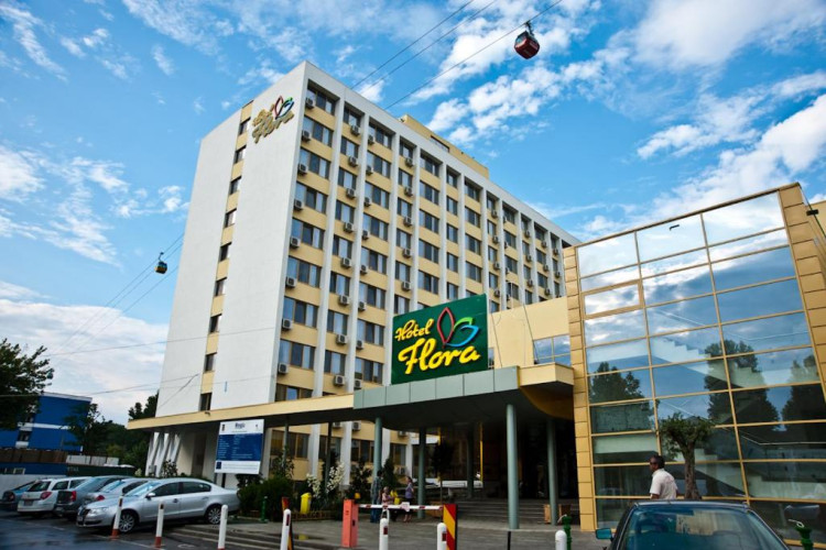 hotel-flora-ad25f951b9028119.jpeg