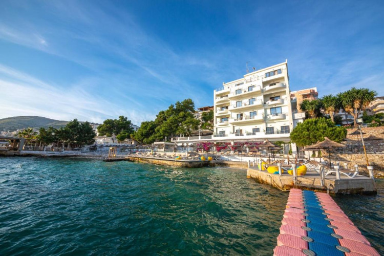 hotel-jaroal-d918a52b8698c7f8.jpeg