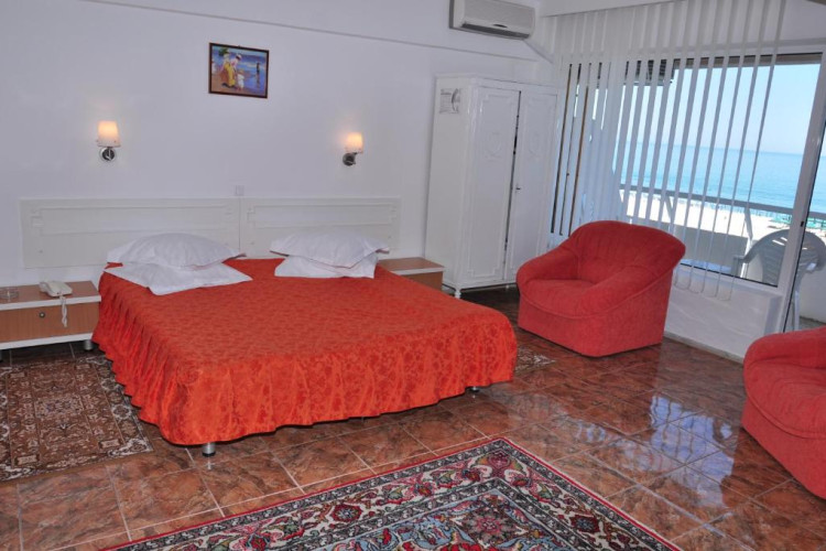 hotel-lido-e574c95ae550ee00.jpeg