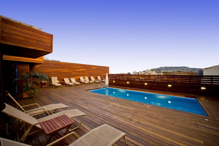 hotel-lleo-7f15aabd3484b07e.jpeg