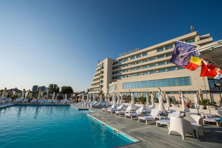 hotel-malibu-acc79ece46e163fd.jpeg
