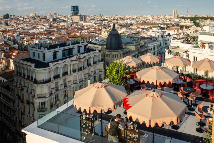hotel-montera-madrid-curio-collection-by-hilton-022d56f268528678.jpeg