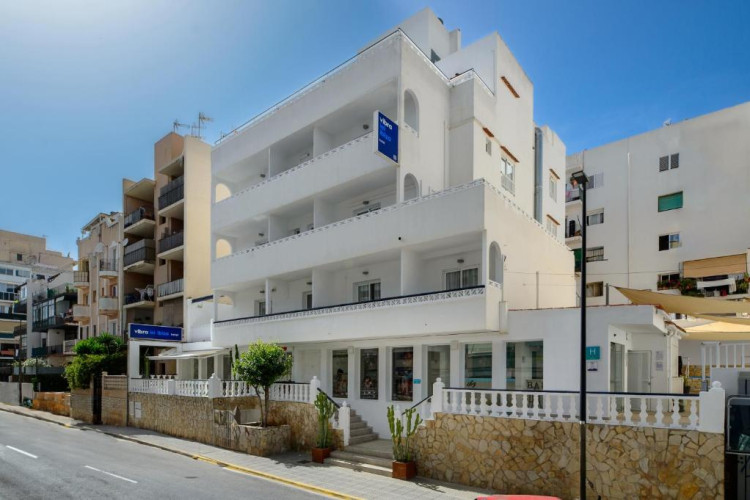 hotel-vibra-lei-ibiza-1a2f62bb2dcd7e23.jpeg