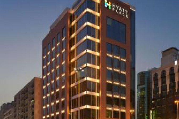 hyatt-place-dubai-baniyas-square-5e7caf87eb4baaf6.jpeg