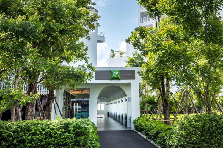 ibis-styles-phuket-city-d57132eb3d694cb9.jpeg