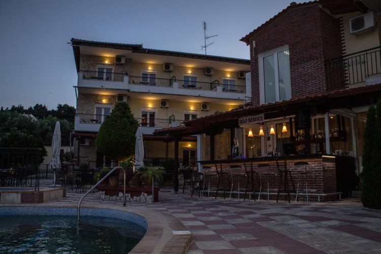 ilios-hotel-3e1f6143ccf8f978.jpeg