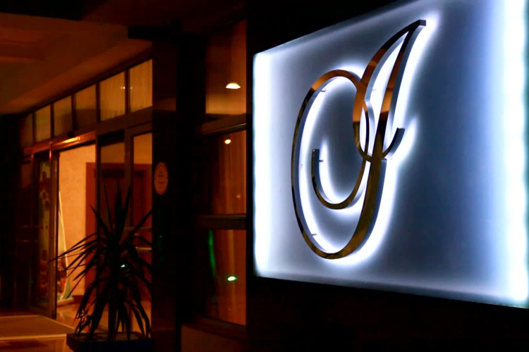 insula-resort-spa-ae90b1eb4210c221.jpeg