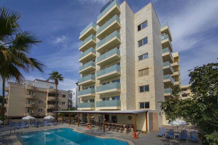 kapetanios-limassol-hotel-42cab472349cb6e8.jpeg