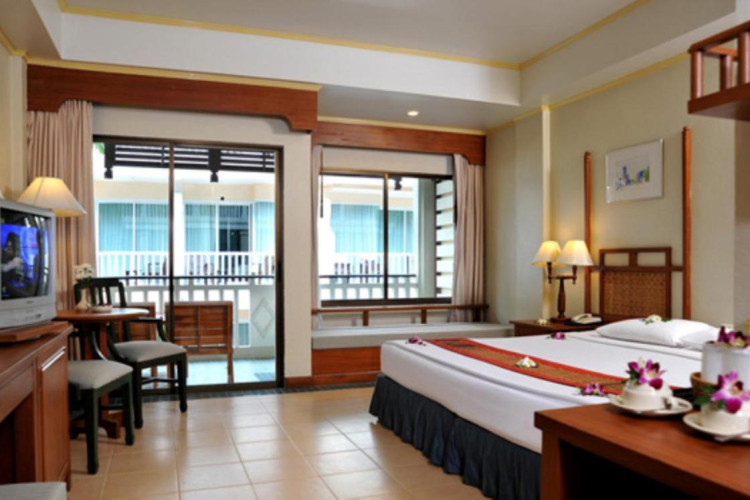 karon-princess-hotel-1351658fc640b939.jpeg