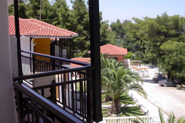 kassandra-bay-village-c37000ef391d241e.jpeg