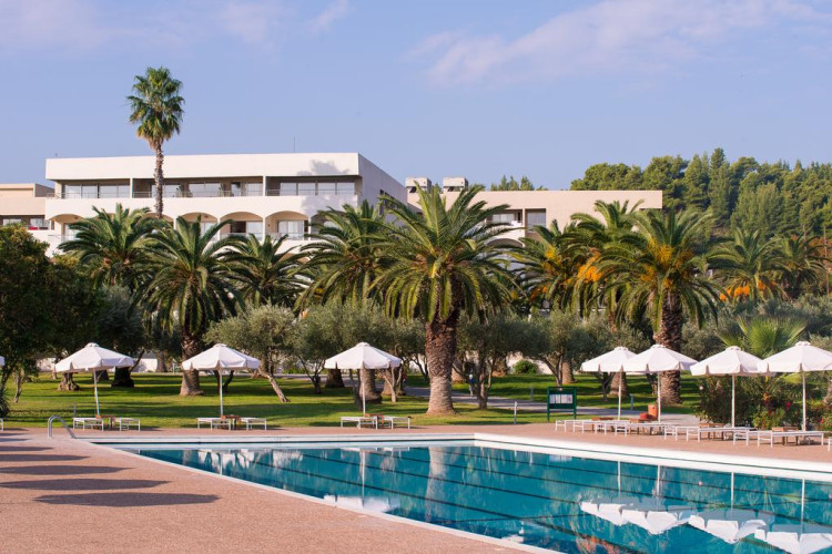 kassandra-palace-seaside-resort-7bd6ba545f298be6.jpeg