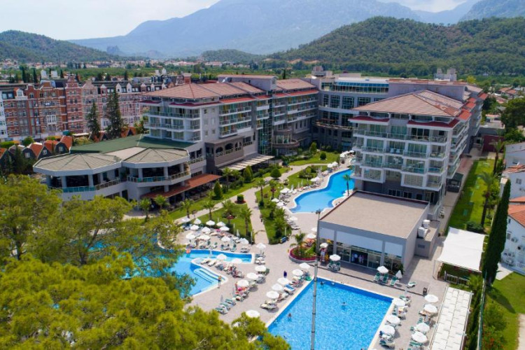 Akra Kemer