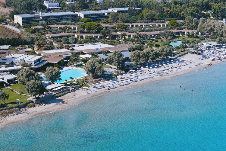 kernos-beach-920b5d1e5e9fe43e.jpeg