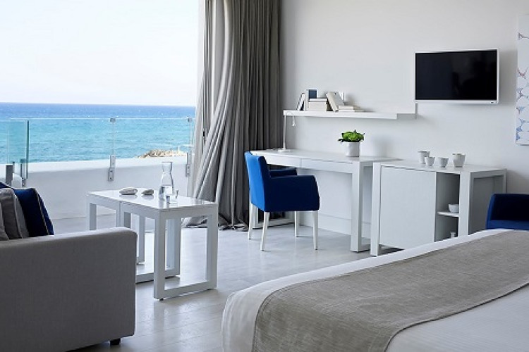 KNOSSOS BEACH BUNGALOW & SUITES