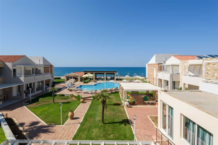KOSTAKIS BEACH APARTMENTS