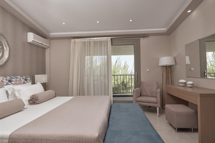 KOUKOUNARIA HOTEL