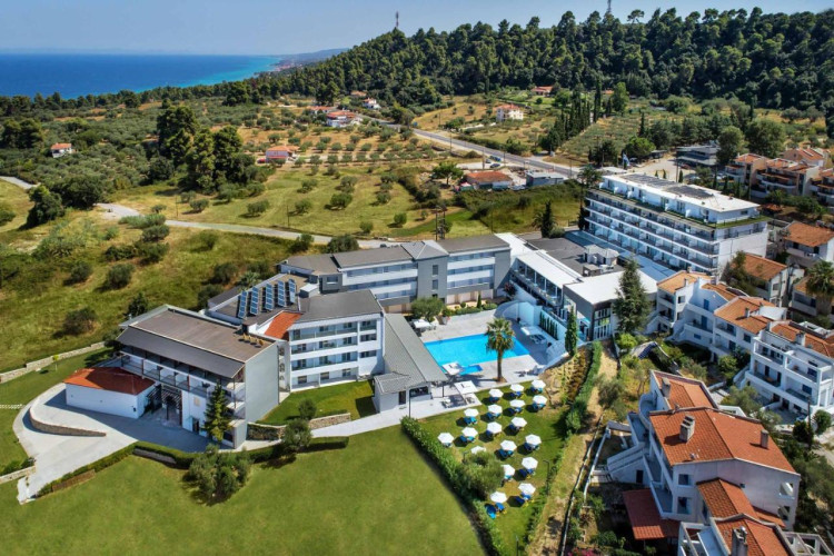 KRIOPIGI HOTEL