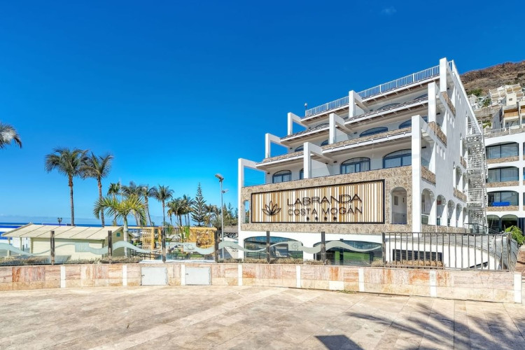 LABRANDA COSTA MOGAN